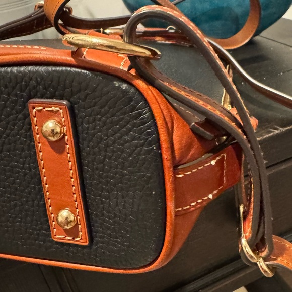 Dooney Bourke Backpack! Awesome bag!! - Picture 6 of 10